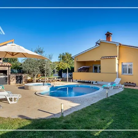 Prázdninový dům Abacca House Fondole Croatia *