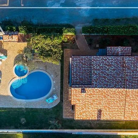 Abacca House Fondole Croatia Prázdninový dům *