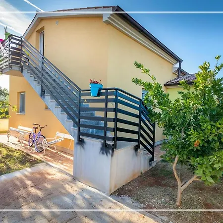 Abacca House Fondole Croatia Prázdninový dům Galižana
