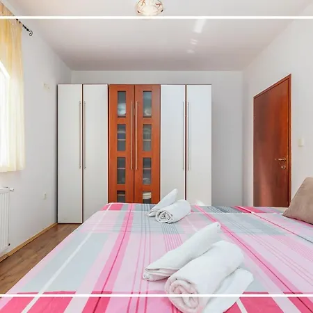 Abacca House Fondole Croatia Prázdninový dům Galižana