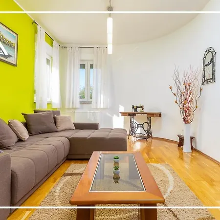 Abacca House Fondole Croatia *