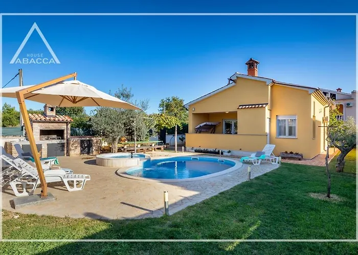 Dom wakacyjny Abacca House Fondole Croatia *