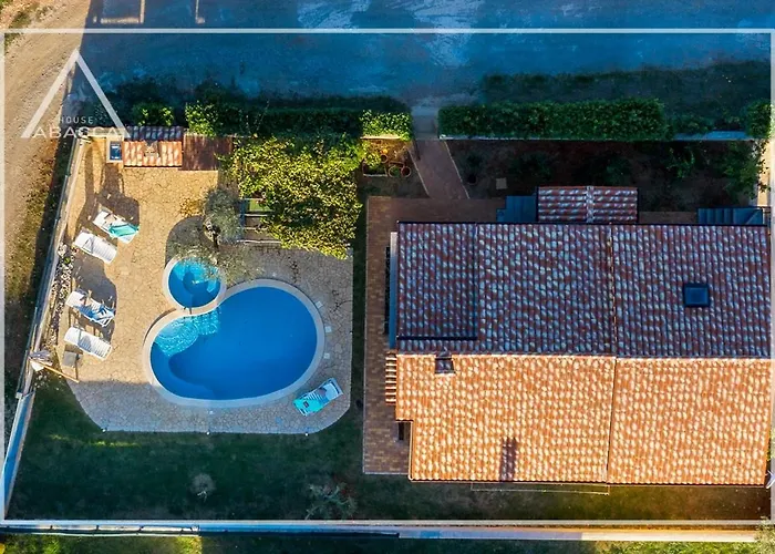 Abacca House Fondole Croatia Dom wakacyjny *